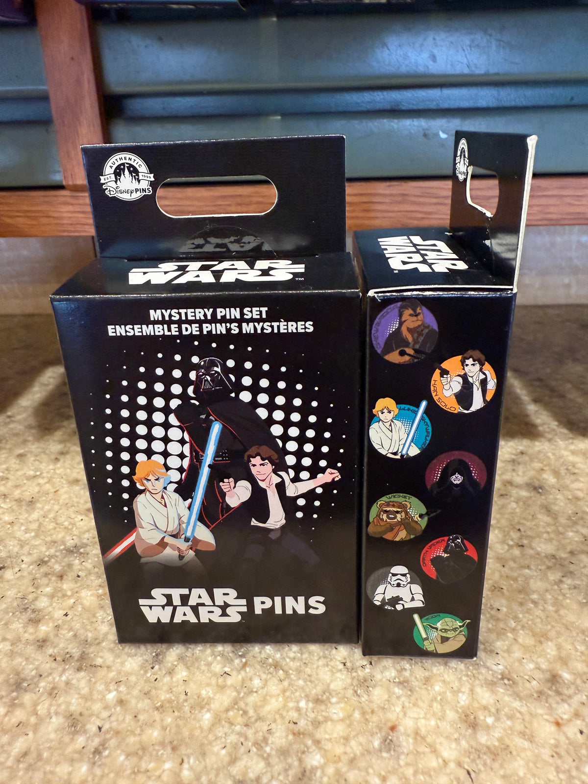 Star Wars 2 Pin Mystery Box