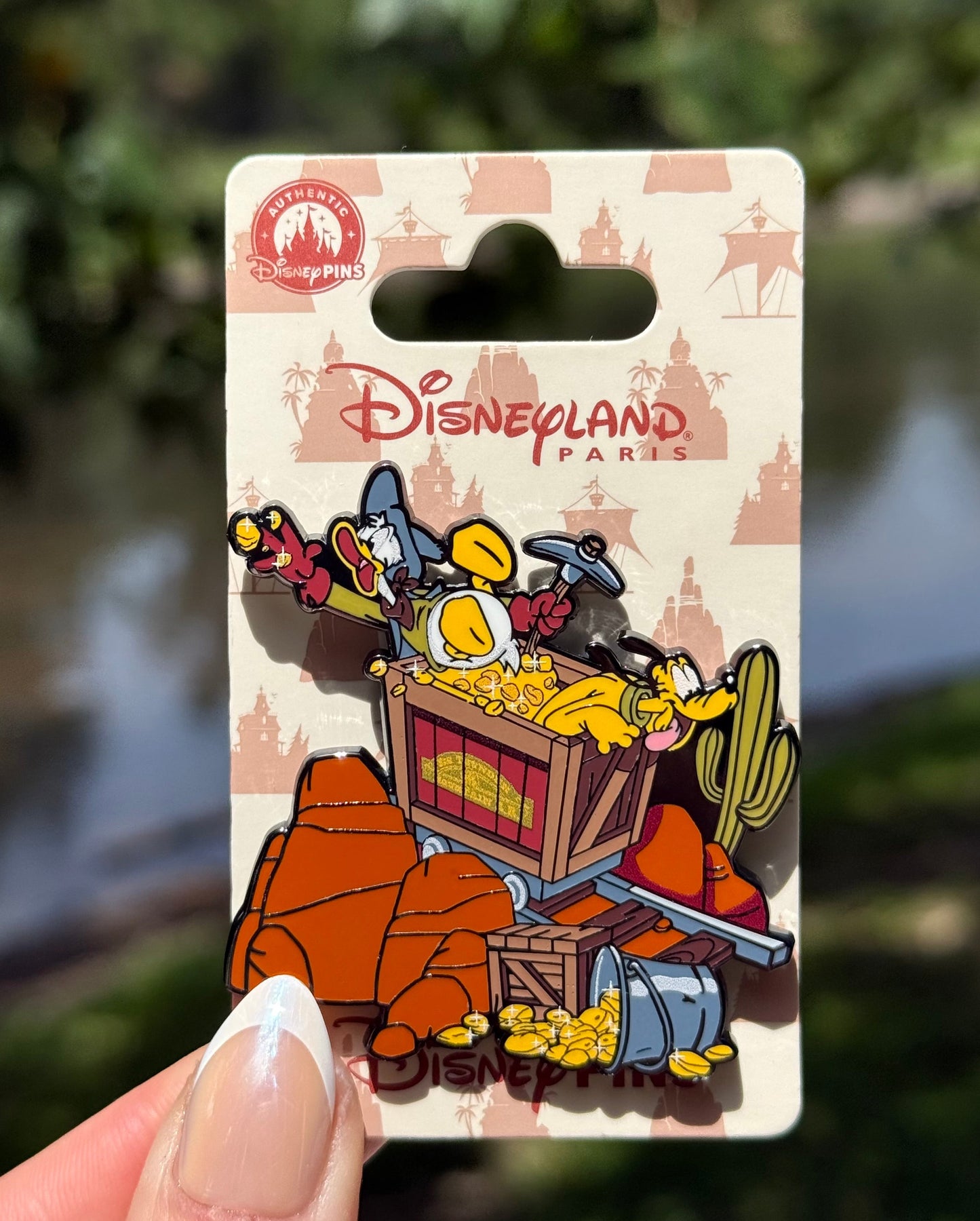 Disneyland Paris Donald & Pluto Big Thunder 2026 July Release