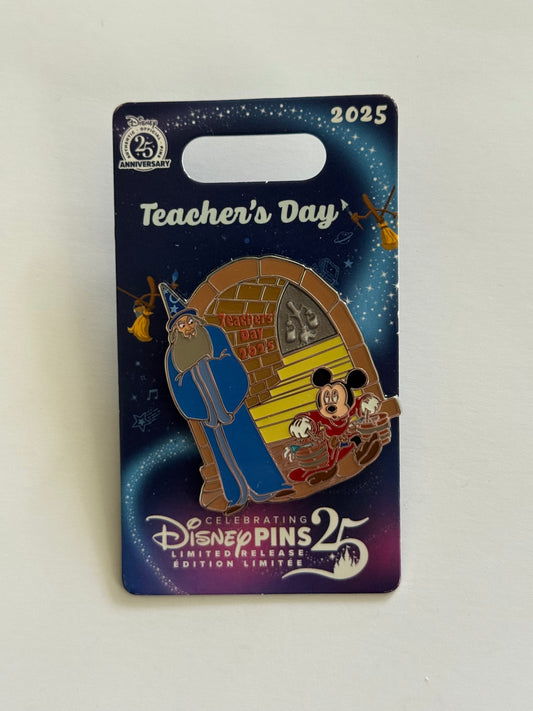 Teacher Day Sorcerer Mickey