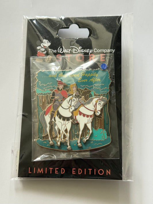 DEC Happily Ever After Horse Auroa