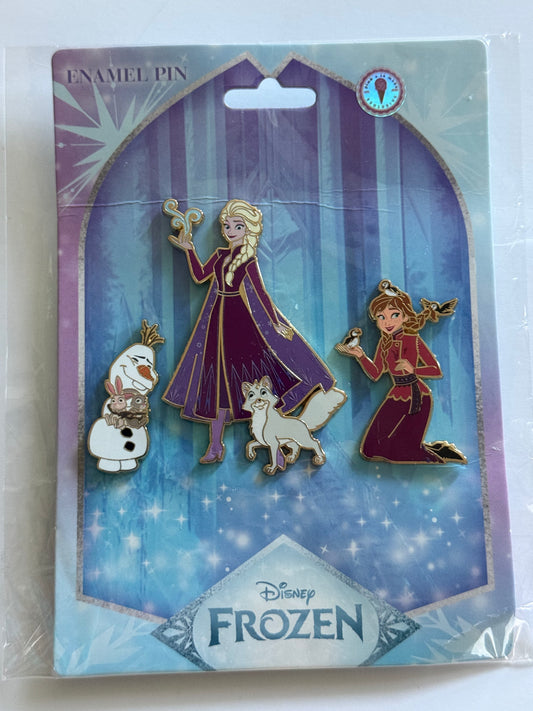 World Of Frozen PALM Pin Set